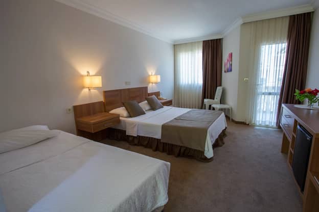 Kara Manzaralı Anex 3 Kişilik